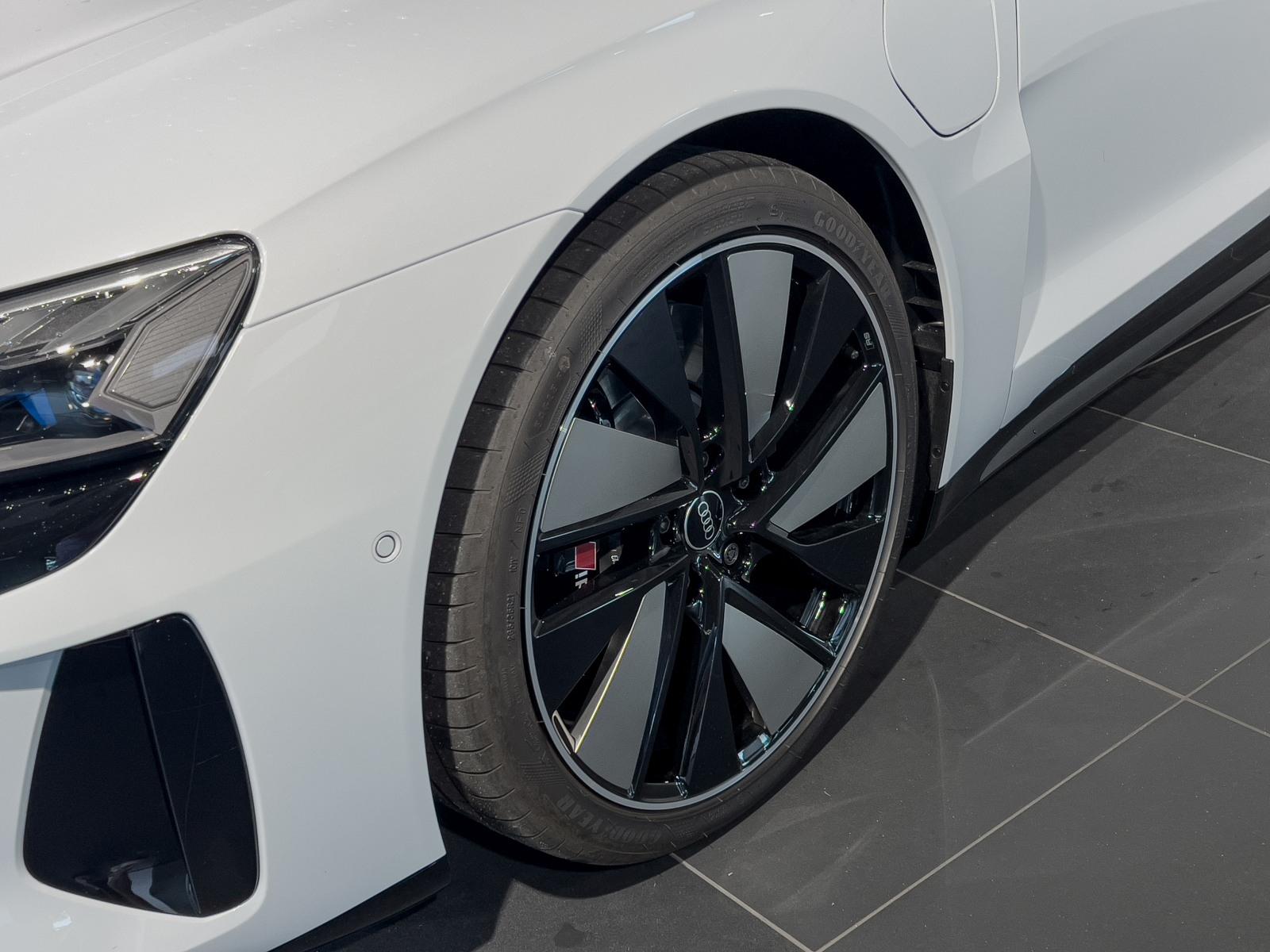 Audi e-tron GT Quattro+Navi+Matrix+Head Up+Top View+L