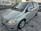 Mercedes-Benz B 180 B -Klasse B 180 Automatik - Mercedes-Benz B 180 aus 2011