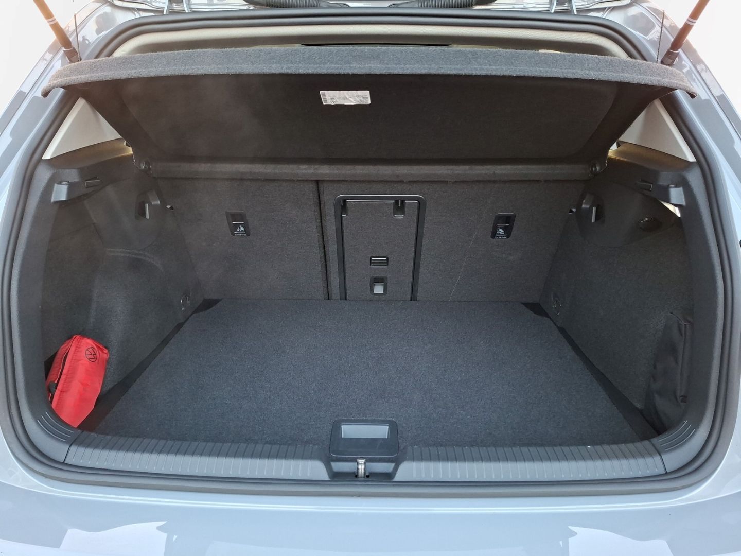 Golf VIII 1.5 eTSI DSG Active *Pano*Garantie*