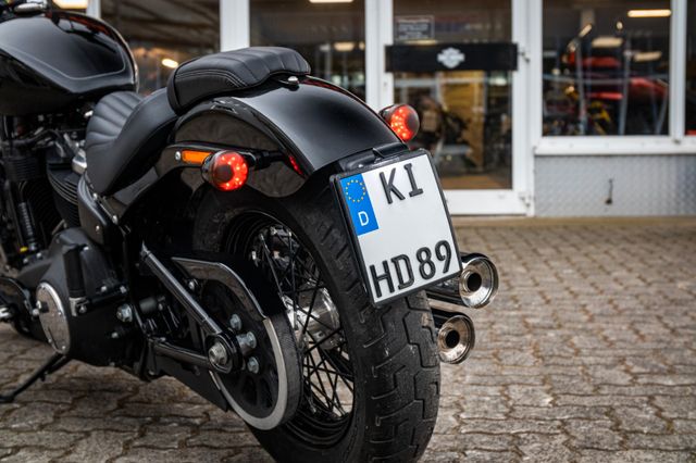 Fahrzeugabbildung Harley-Davidson FXBB STREET BOB SOFTAIL - APE HANGER-