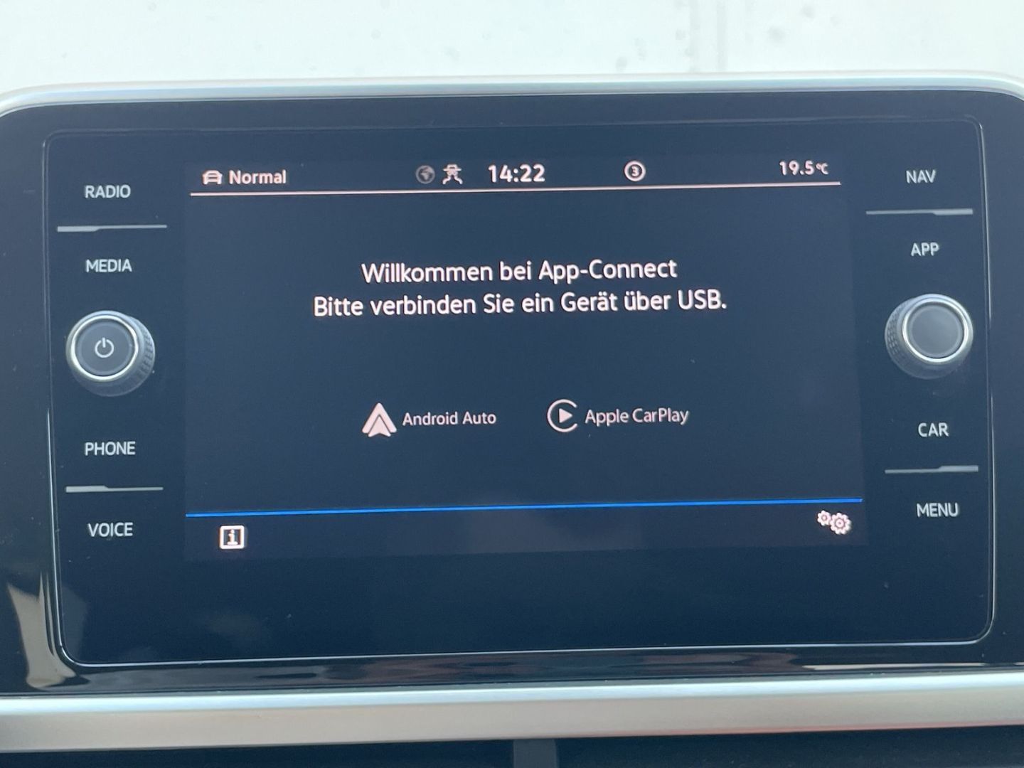 T-Roc 1.5 TSI DSG Move AHK/Kamera/ACC/LED/Navi  