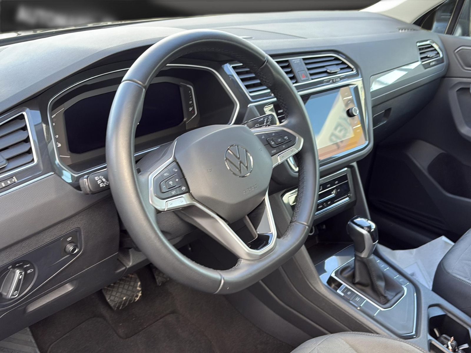 Volkswagen Tiguan Life eHybrid HUD*LED*Navi*Kamera*Cplay*17 foto 13