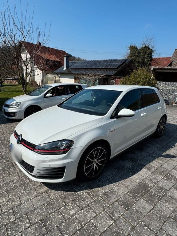 Image of Volkswagen Golf
