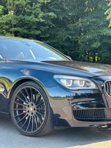 BMW F02 760Li M Paket LCI LED V12 - BMW 7er Reihe: V12