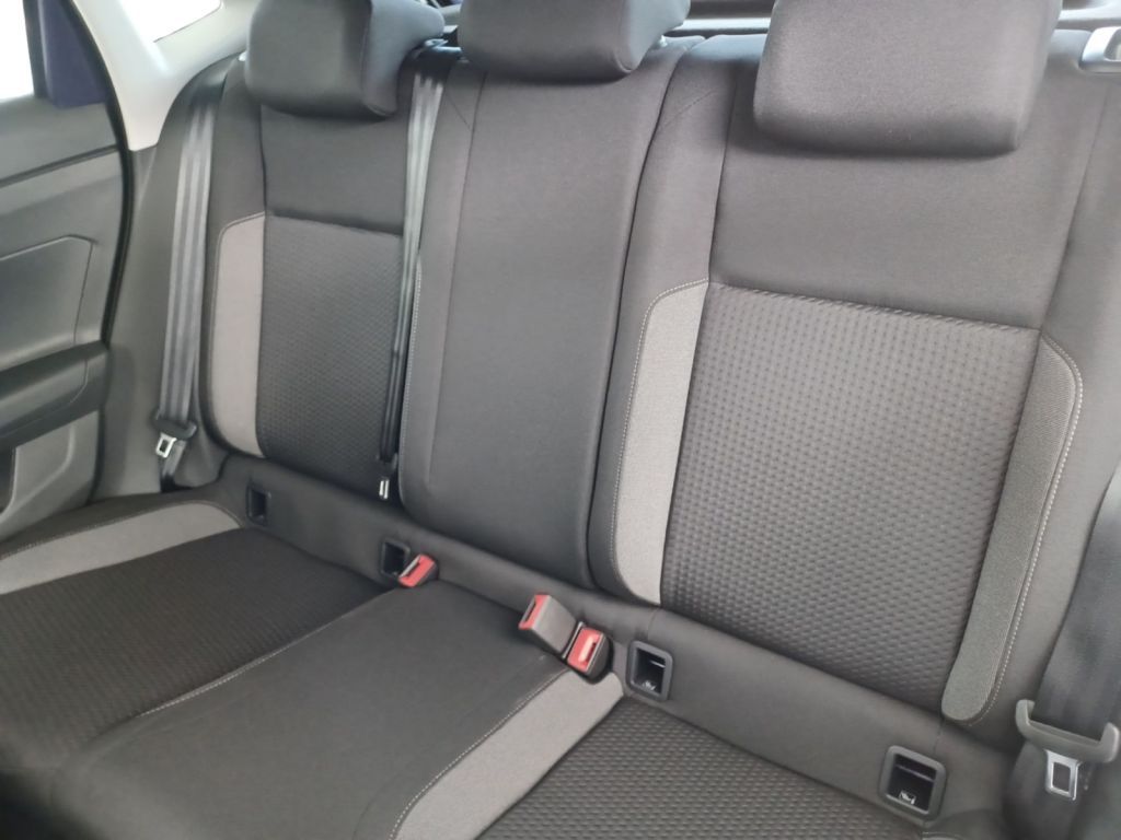 Fahrzeugabbildung Volkswagen Polo 1.0 TSI  Active Shzg  ACC