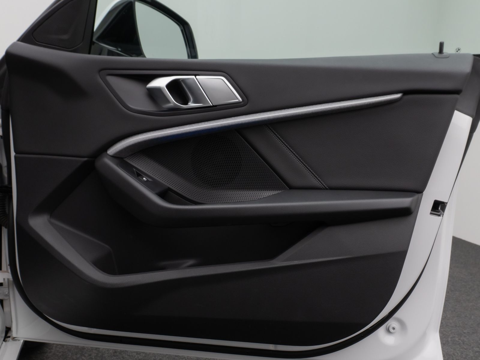 Fahrzeugabbildung BMW 220d Gran Coupé SportLine Kamera DAB HiFi Lenkrh
