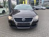 Volkswagen Passat Lim. Comfortline 2.HAND - VW Passat Gebrauchtwagen in Bielefeld