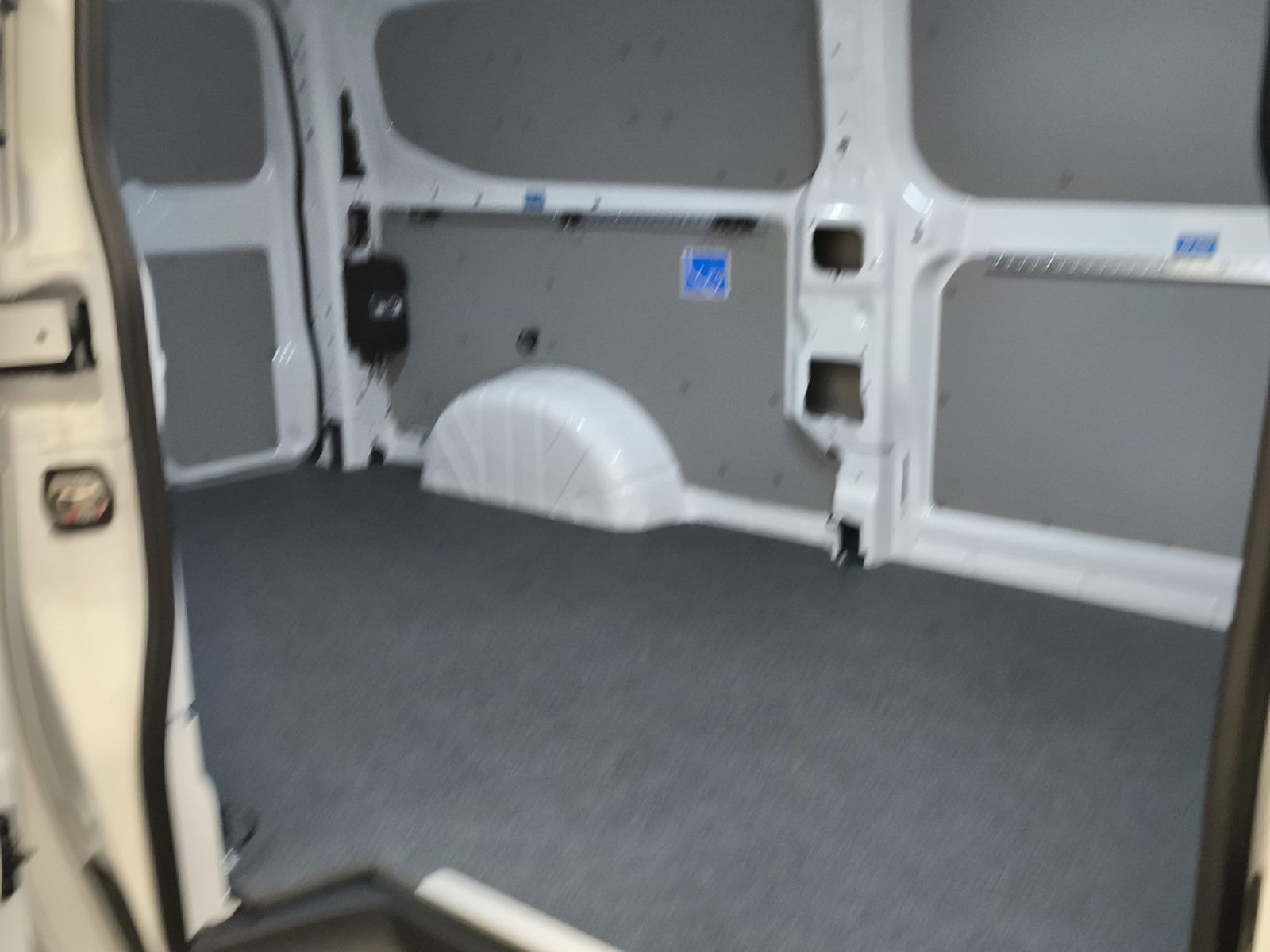 Volkswagen T7 Transporter - Bild 10