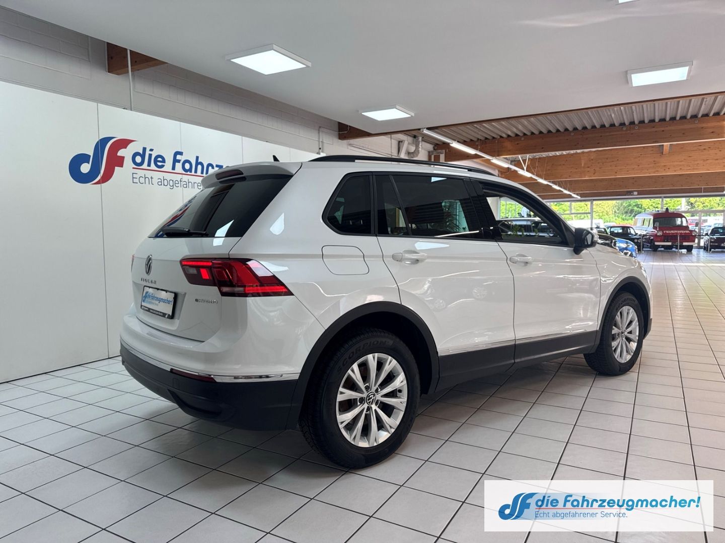 Fahrzeugabbildung Volkswagen Tiguan Life eHybrid 1.4 TSI EU6d Navi Digitales