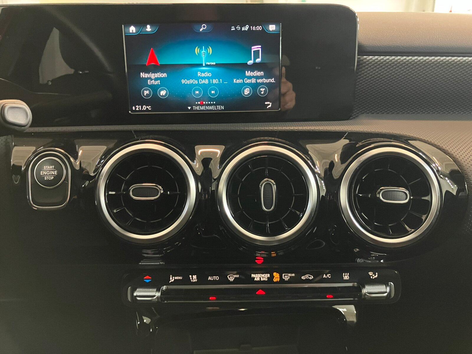 Mercedes-Benz A 250 e Progres MBUX RüCam LED Spur DABCarPlay
