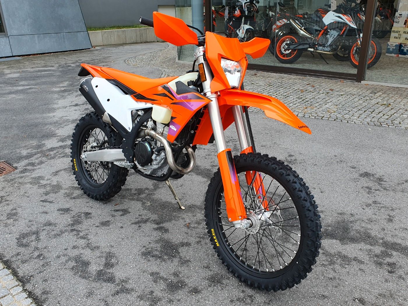 Fahrzeugabbildung KTM 350 EXC-F 350 Modell 2024