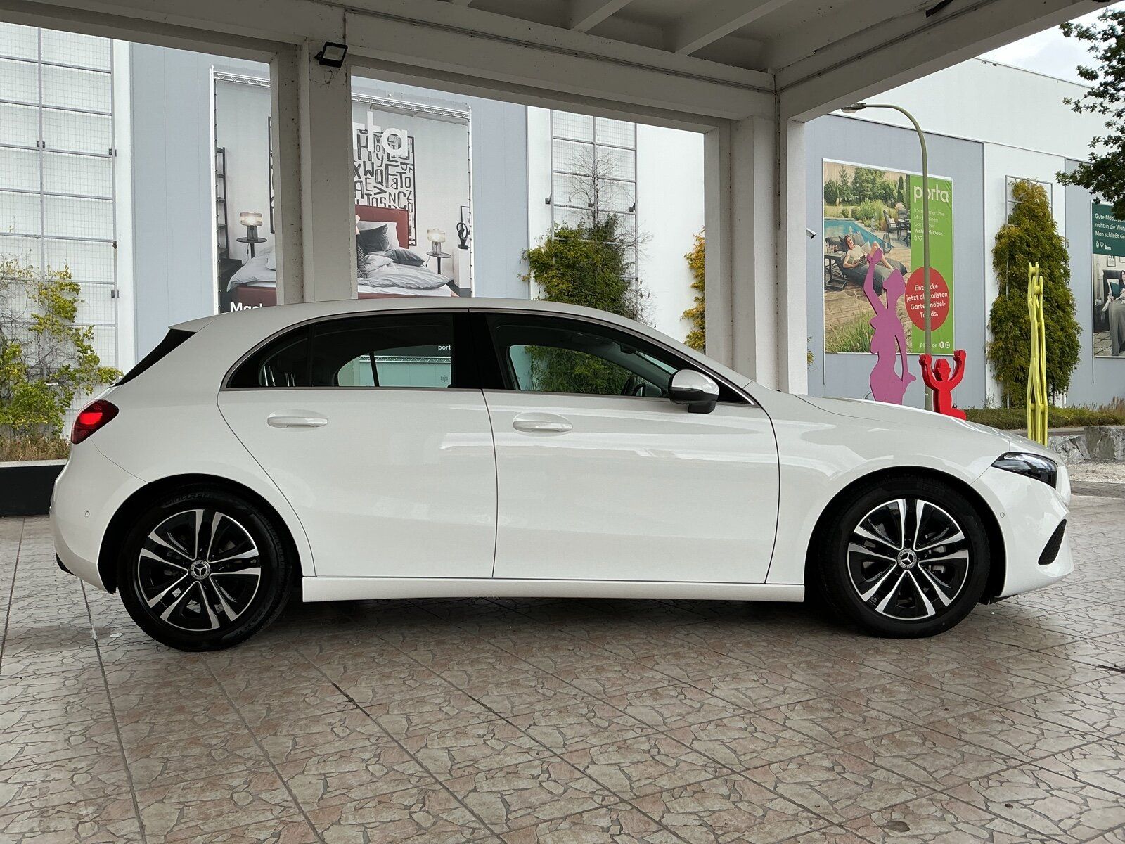 Mercedes-Benz A 180 Progressive Navi LED Kamera Sitzhzg. Klima foto 4