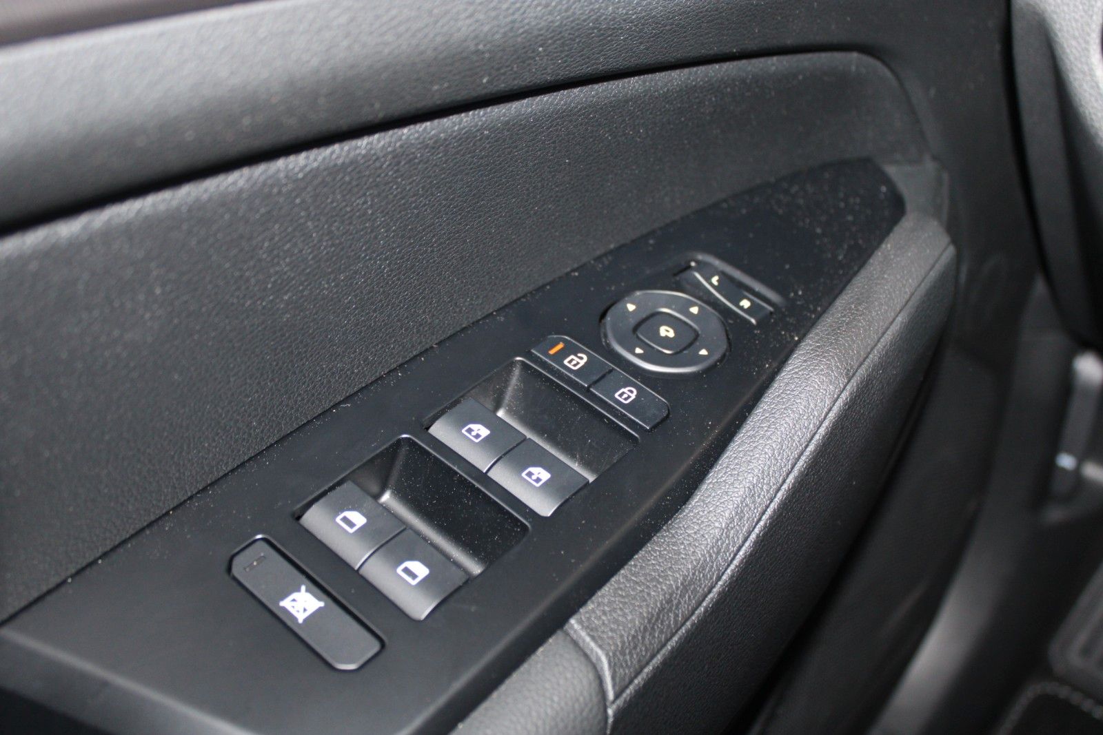 Fahrzeugabbildung Kia Sportage 1.6T DCT Automatik AWD Spirit SOFORT