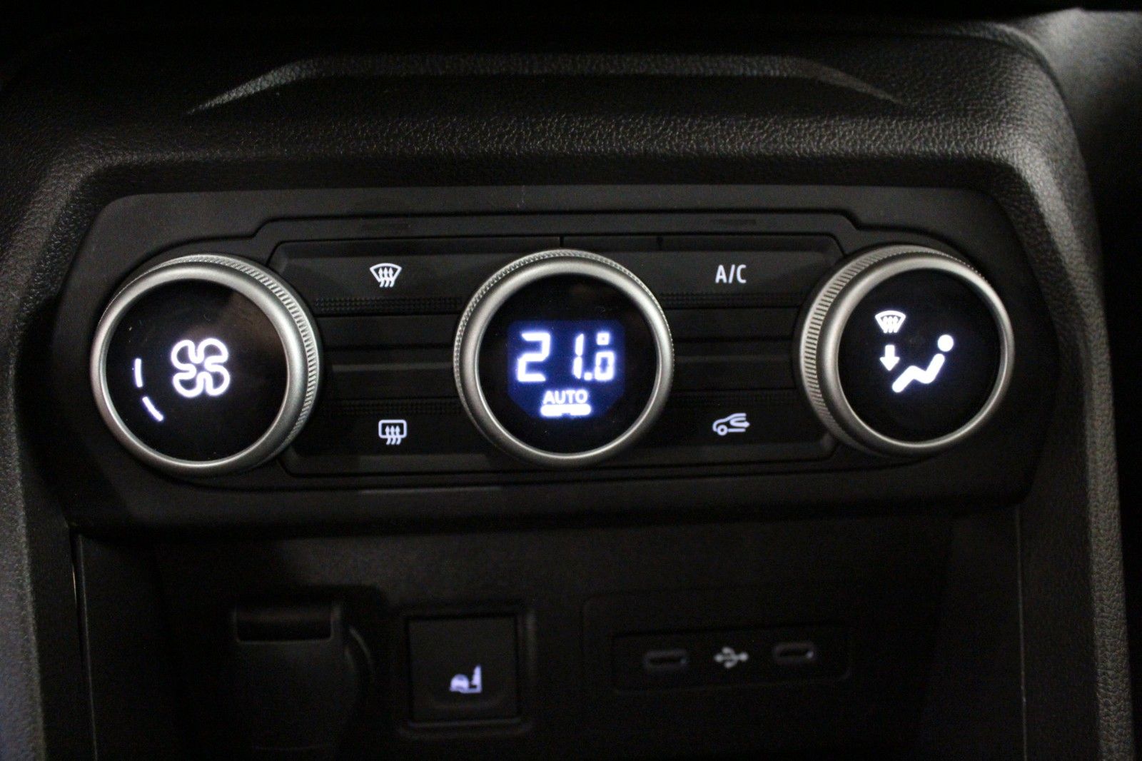 Fahrzeugabbildung Dacia Sandero Eco-G 120 Stepway Extreme+ Auto
