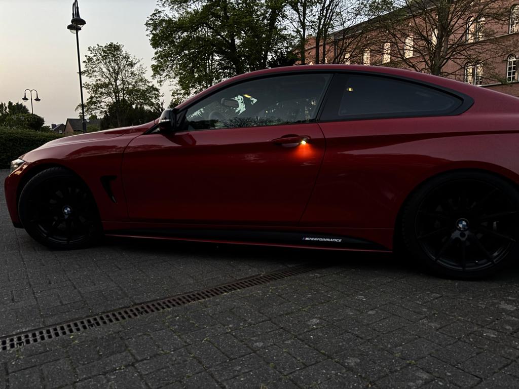 BMW 428