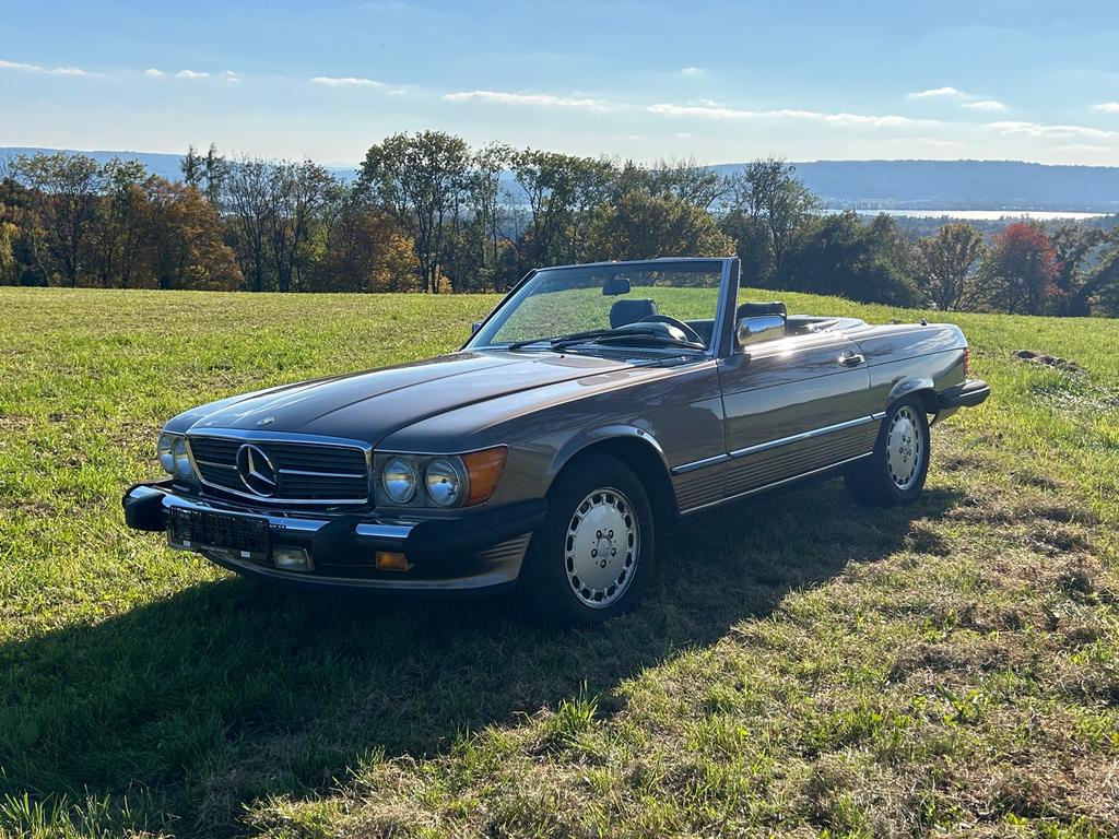Mercedes-Benz SL 560