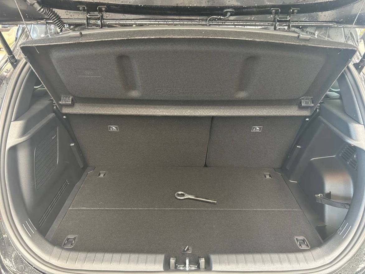 Fahrzeugabbildung Hyundai i20 (MY26) 1.0 T-GDI (90 PS) 7-DCT Blackline