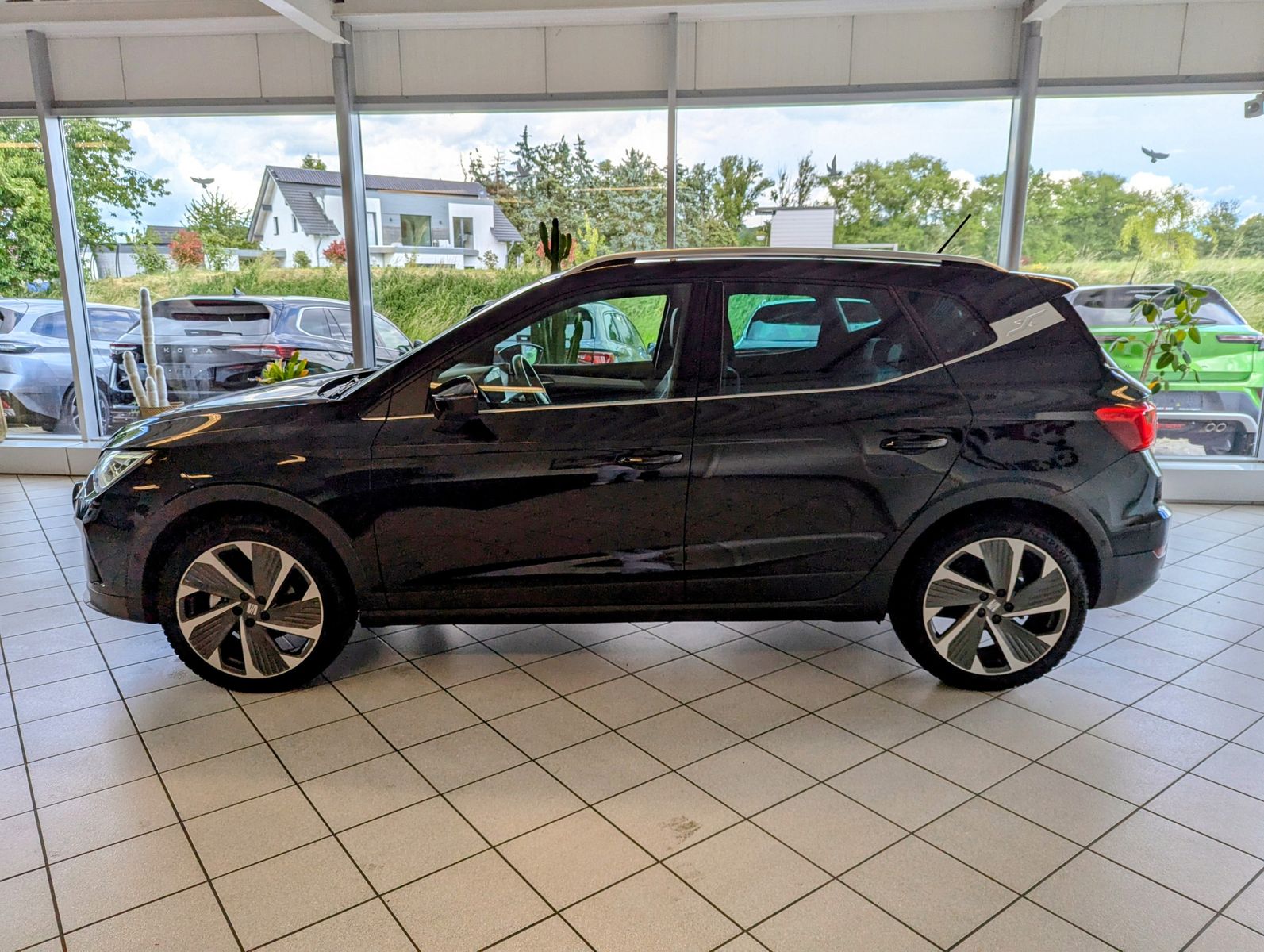 SEAT Arona 1.0 TSI FR DSG LED Dinamica ACC AHK Kamera - Image 4