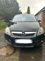 Opel Familienauto 7 Sitzplätze- Opel Zafira - Opel Zafira in Bonn