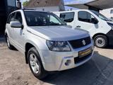 Suzuki Grand Vitara 1.9 DDiS Club Klima Navi AHK Euro 4 - gebrauchte Suzuki Grand Vitara aus dem Jahr 2007