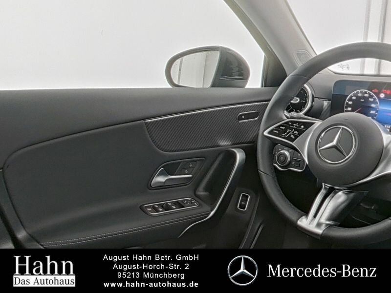 Fahrzeugabbildung Mercedes-Benz A 180 Limo PROGRESSIVE/LED/KAMERA/WINTER/..