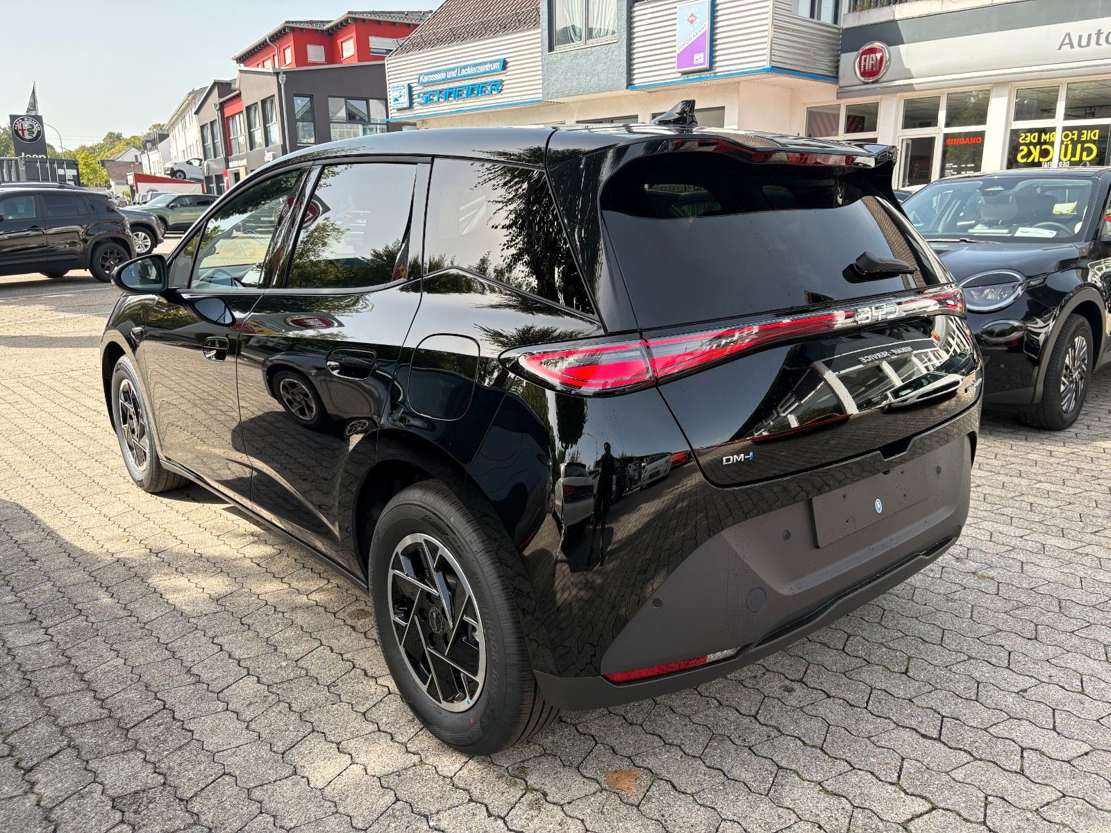 BYD DOLPHIN