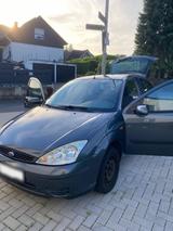 Ford Focus Ambiente 1.6 - Ford Focus aus 2004: Ambiente