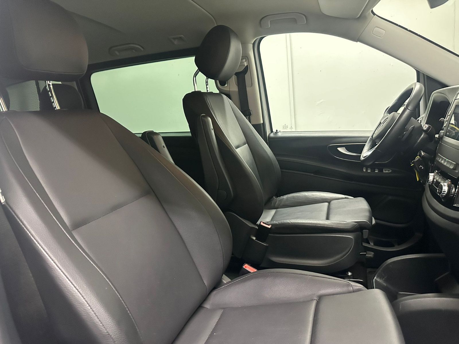 Fahrzeugabbildung Mercedes-Benz Vito 119CDI Tourer Lang EDITION*DISTRO*AHK*LED*