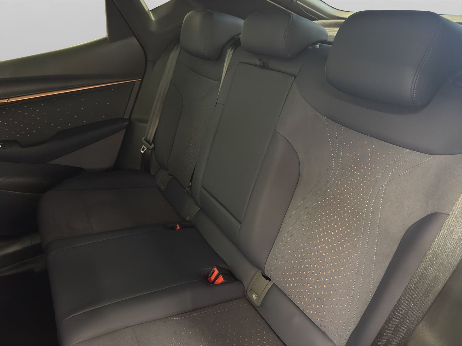 Cupra Tavascan - Bild 14