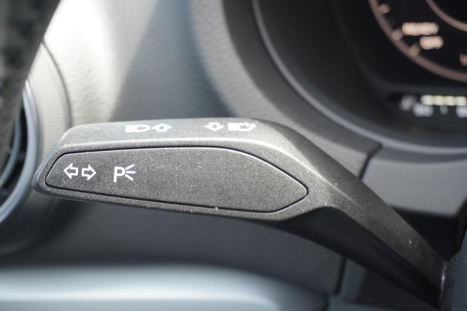 Audi A3 30 TFSI S-Line LED Navi Digitales Cockpit, миниатюра 17
