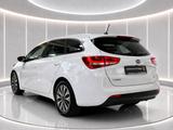 Kia cee'd Sportswagon* Dream Team - weiße Kia cee'd Sportswagon