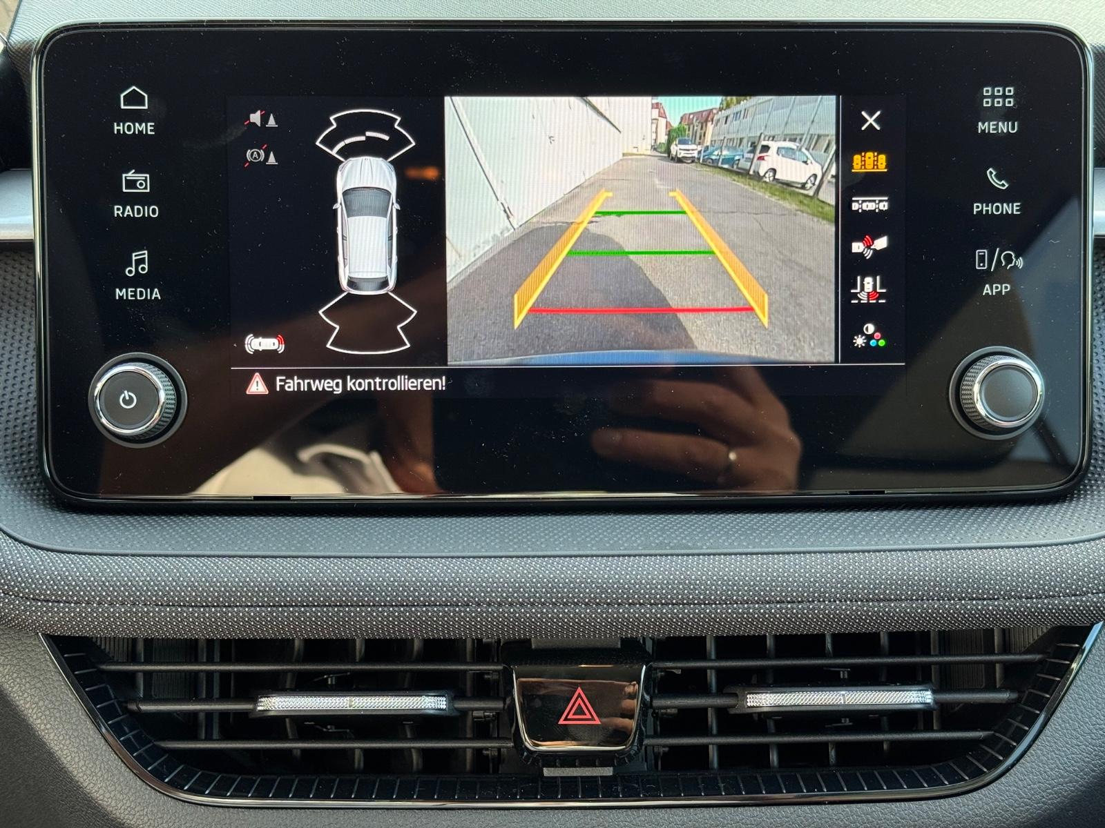 Skoda Fabia Extra Plus 1,0 TSI DSG 2 ZoKlima 2PDC Kame