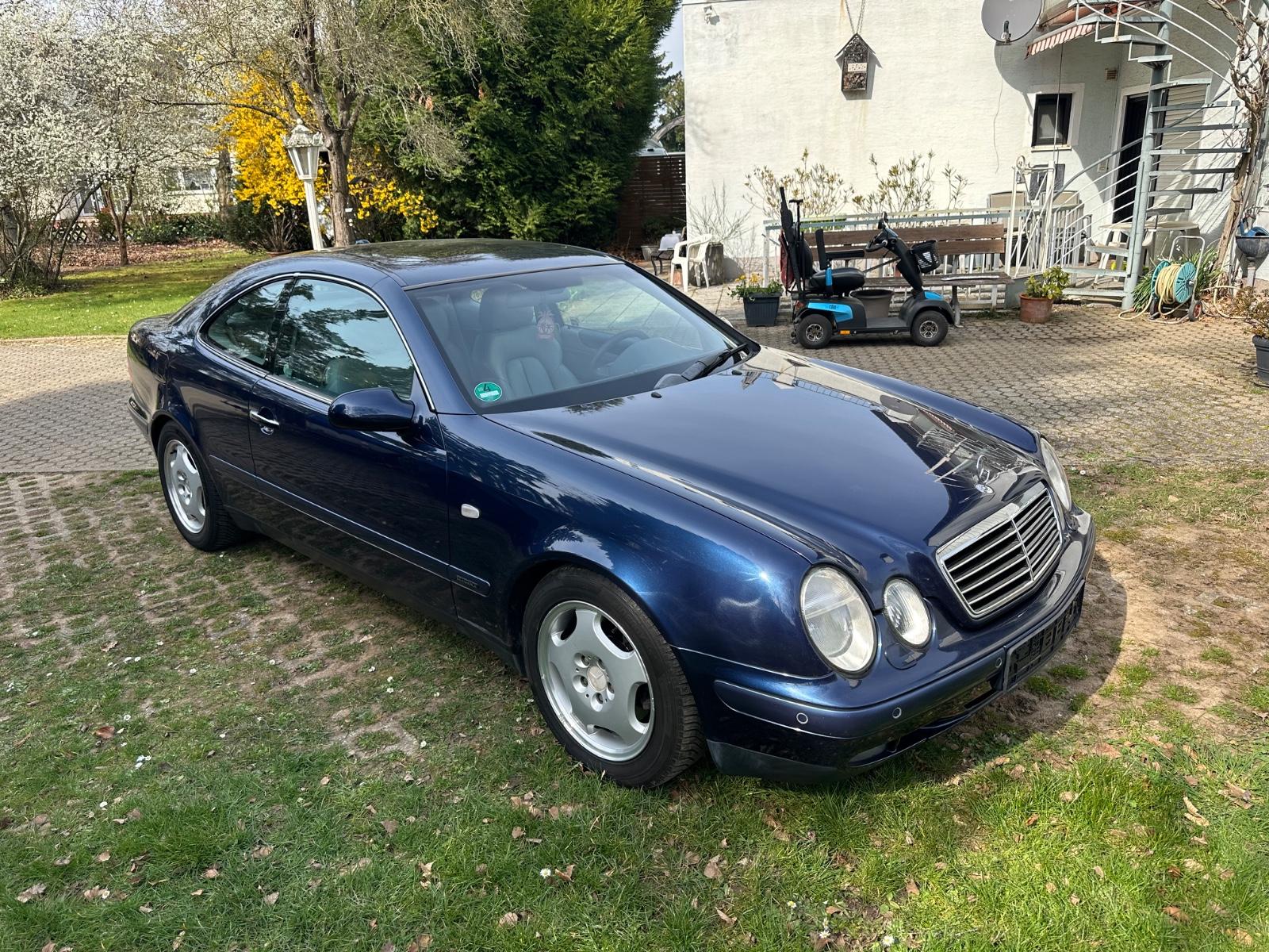 Mercedes-Benz CLK 320 ELEGANCE TÜV Neu Automatik SSD
