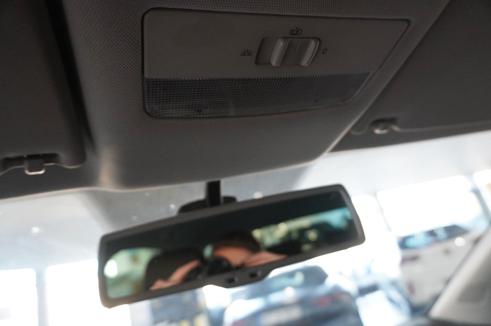 Fahrzeugabbildung Volkswagen Polo V 1.2 LIFE 5-TÜR KLIMA/SHZ/ALU/TEMP./SPORT