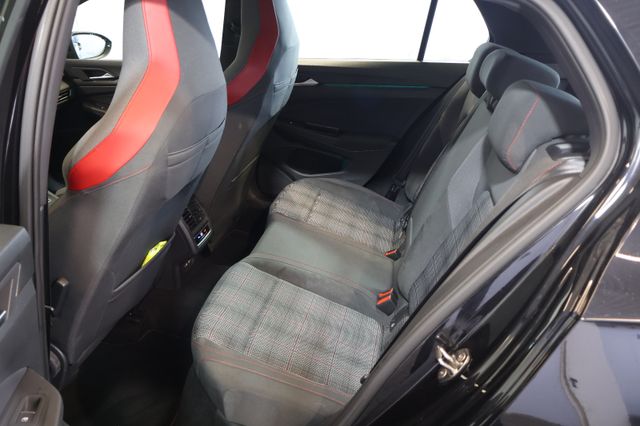 Volkswagen Golf VIII GTI 2.0 TSI AID+CARPLAY+AMBIENT+PANO