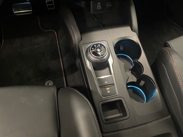 Fahrzeugabbildung Ford Focus Turnier ST X HUD AHKabnehmbar Navi B&O LED