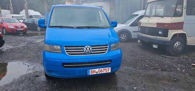 Volkswagen T5 Transporter Kasten-Kombi Kombi mit 9sjtze Aut