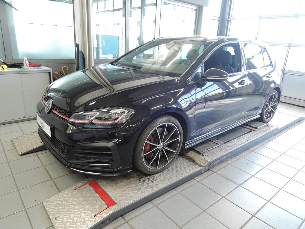 Volkswagen Golf VII 2.0 TSI GTI /LED/Panorama-D/Navi/Kamera