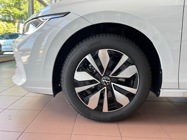 Fahrzeugabbildung Volkswagen Golf 1.5 TSI GOAL NAVI STANDHEIZUNG KAMERA