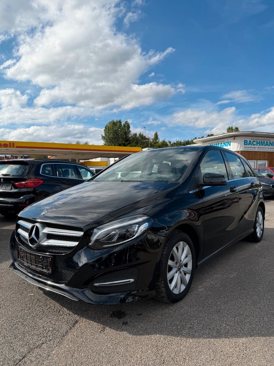 Mercedes B 200 - 1