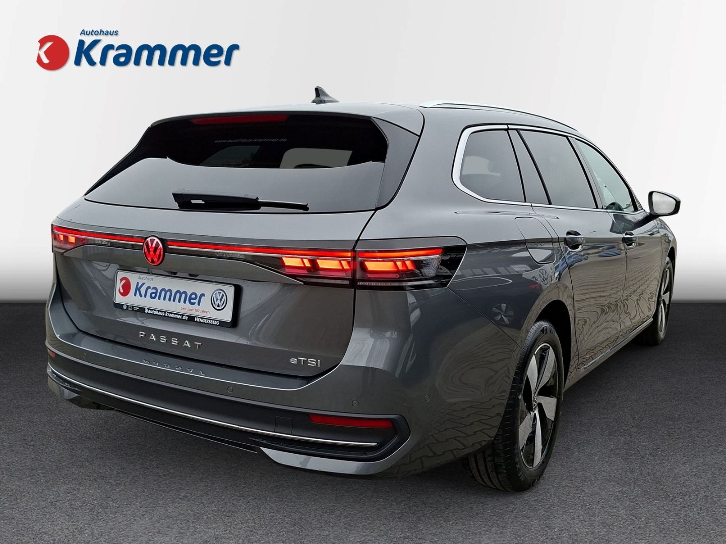 Volkswagen Passat Variant 1.5 eTSI DSG Business AHK IQLIGH foto 3