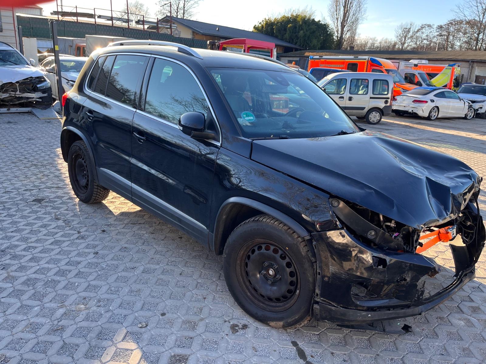 Volkswagen Tiguan Lounge Sport & Style BMT 4Motion