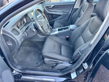 Volvo V60 - 12
