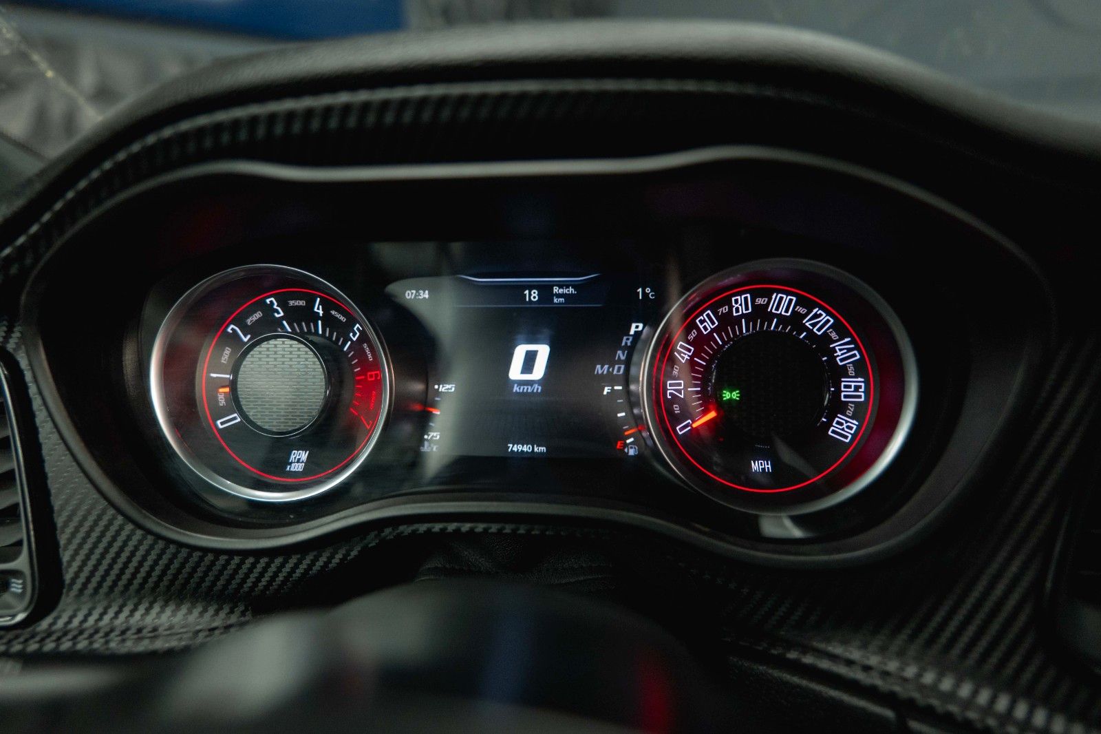 Fahrzeugabbildung Dodge Challenger 6.4 V8 SRT 392 R/T SCAT PACK WIDEBODY