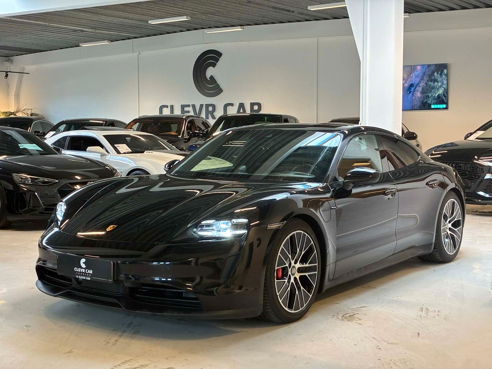 PORSCHE Taycan 4s+ACC+BOSE+MEMO+CHRONO+LUFT+MATRIX+NAVI+