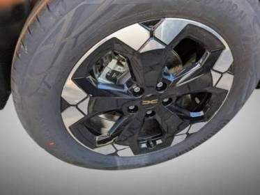 Fahrzeugabbildung Dacia Neuer Dacia Duster Extreme ECO-G 100