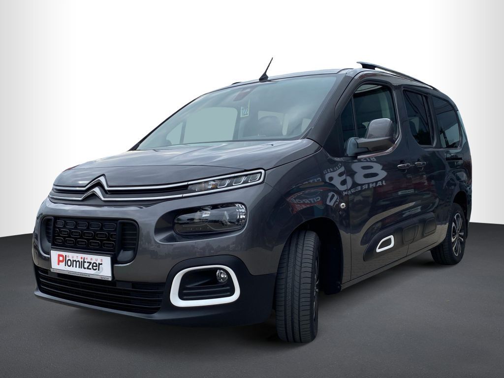 Fahrzeugabbildung Citroën Berlingo XL Benzin 110 FEEL *7-Sitzer*AZV*SHZ*