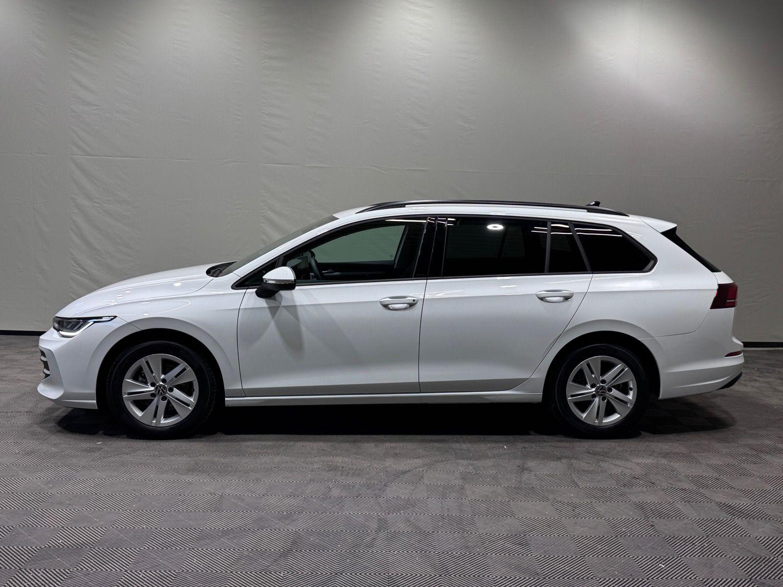 Volkswagen Golf Variant Life 1.5 TSI | AHK LED NAVI RÜKA