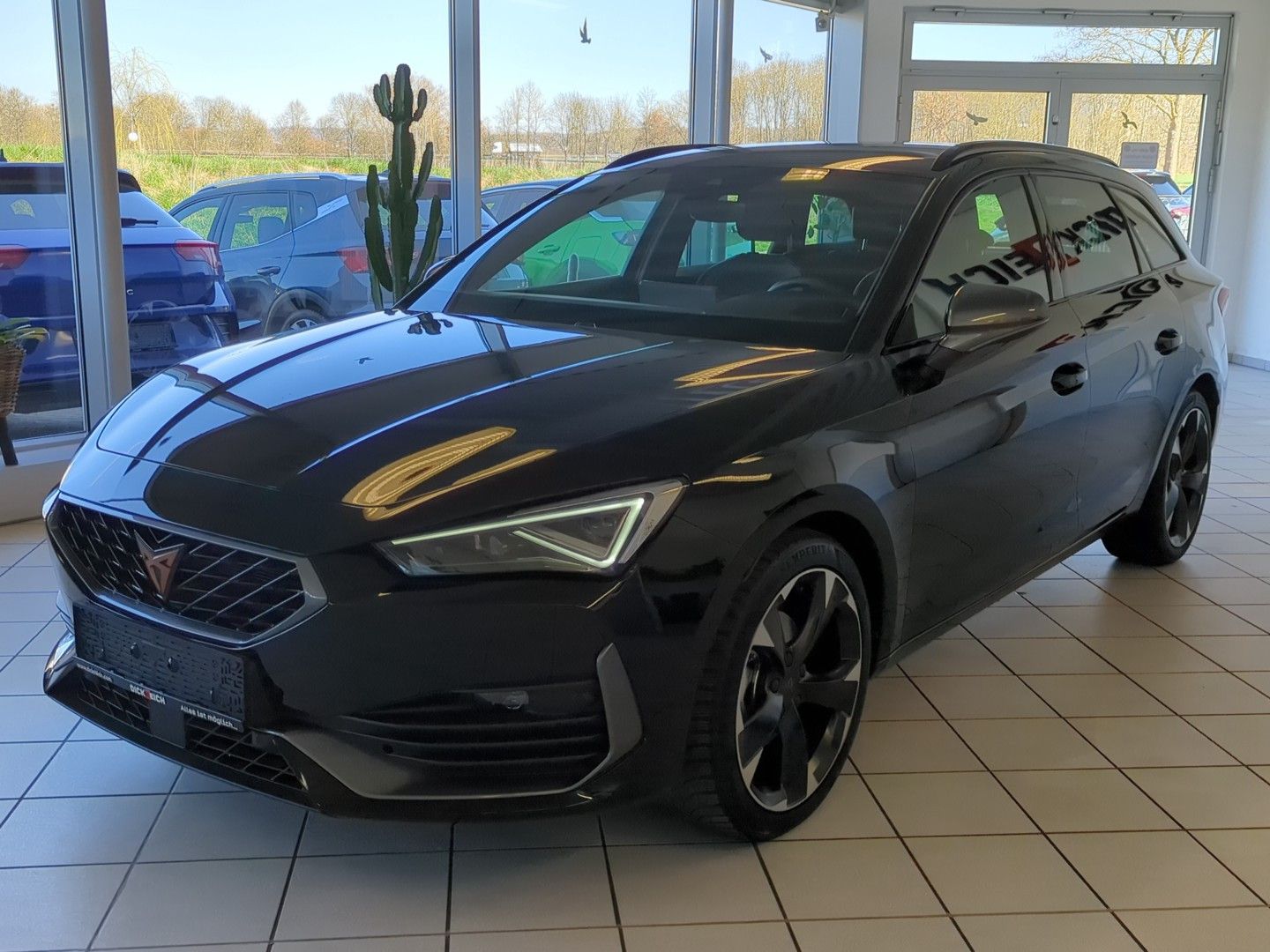 CUPRA Leon 1.5eTSI DSG Matrix Cam Vision+ el. Heck AHK - Image 3