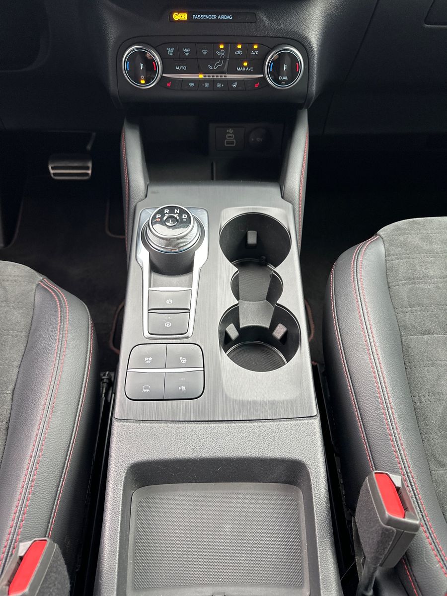Fahrzeugabbildung Ford Kuga 2.5 Duratec FHEV ST-LINE X NAV+LED+AHK+HUD